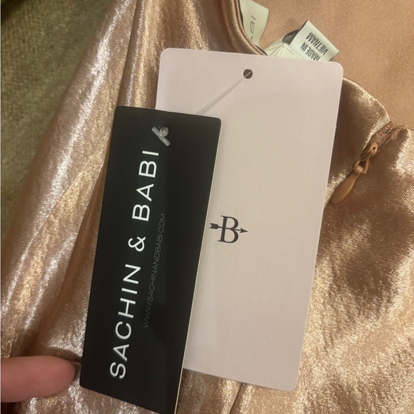 SACHIN & BABI SADIE HALTER TIE-NECK HAMMERED SATIN GOWN - Picture 2 of 2